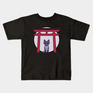 Kitsune - Fox Visits Shrine in Japan Kids T-Shirt